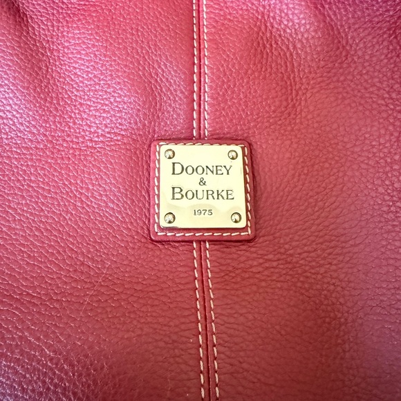 Dooney and Bourke red pebble leather Chiara Bag - Picture 8 of 10